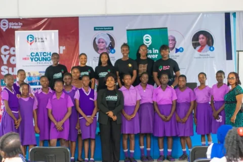 200 schoolgirls empowered 860x573.jpg