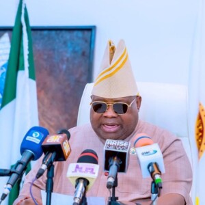 Adeleke big mic yapa