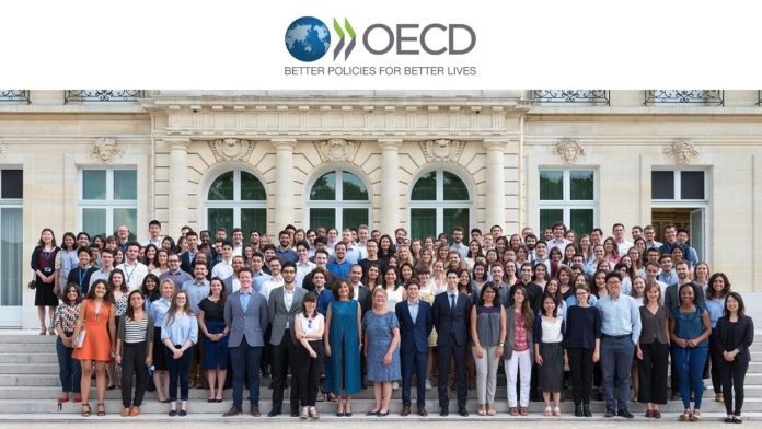 OECD Internship Programme 696x392